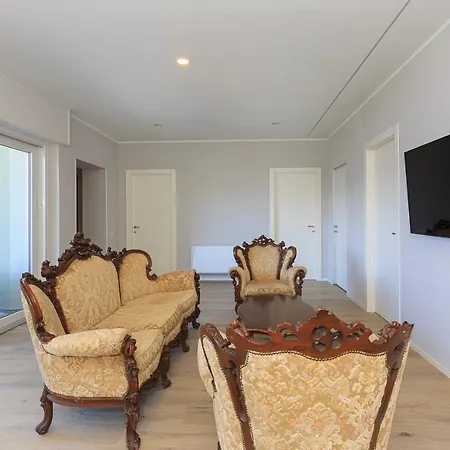 Apartman Belvedere - By Impero House